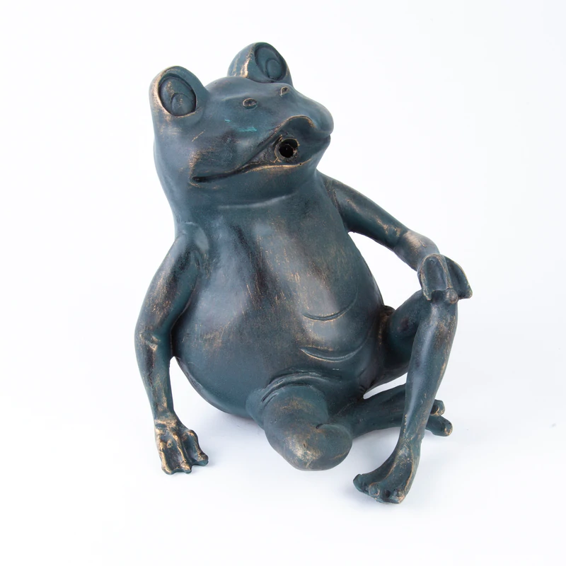 Sitting Frog Spitter