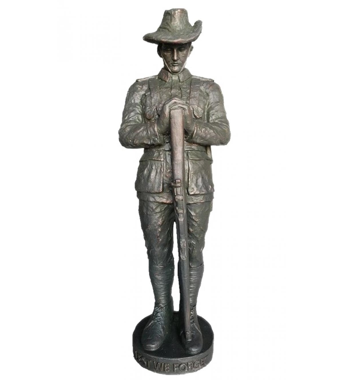 Anzac Statue – Lest We Forget