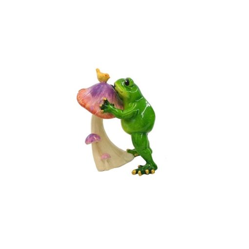 Frog Chillaxing on Mushroom
