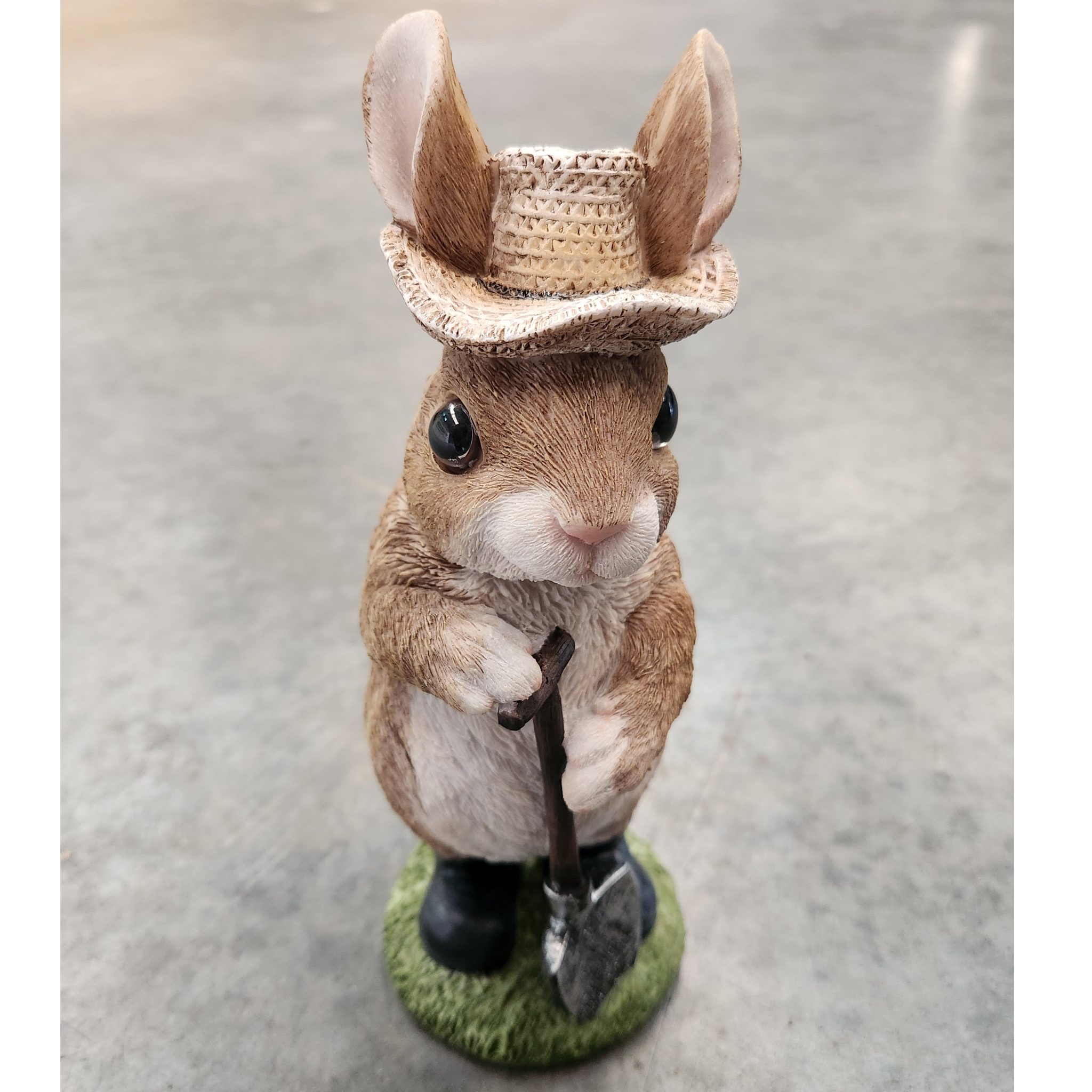 Farmer Rabbit w/Shovel