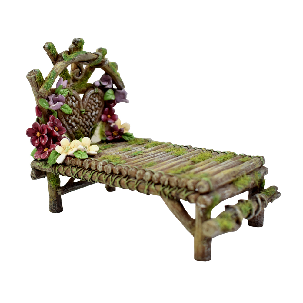 Moss & Flowering Vine Chaise Lounge